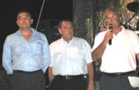 D. José J. Gázquez, D. Pedro Llamas y D. Alfredo Martínez durante el pregón.